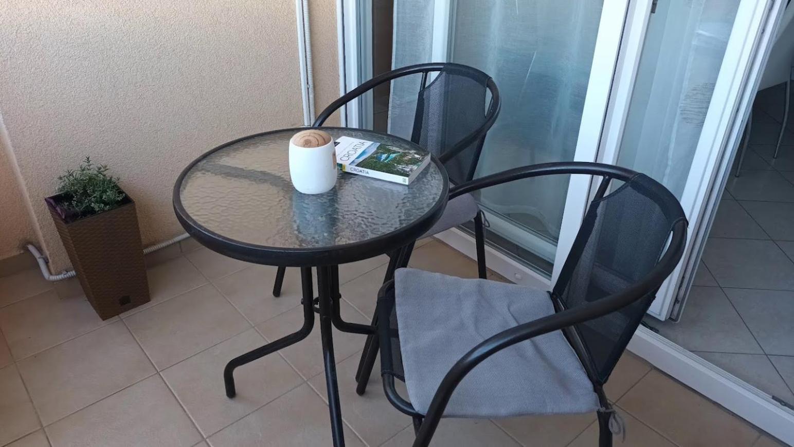 Apartman Sandra -Private Parking And Garden Zadar Exterior foto